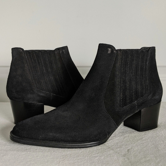 Tod's Suede Ankle Boot Almond Shaped Closed Toe Block Heel Black 10.5 IT40.5 NIB